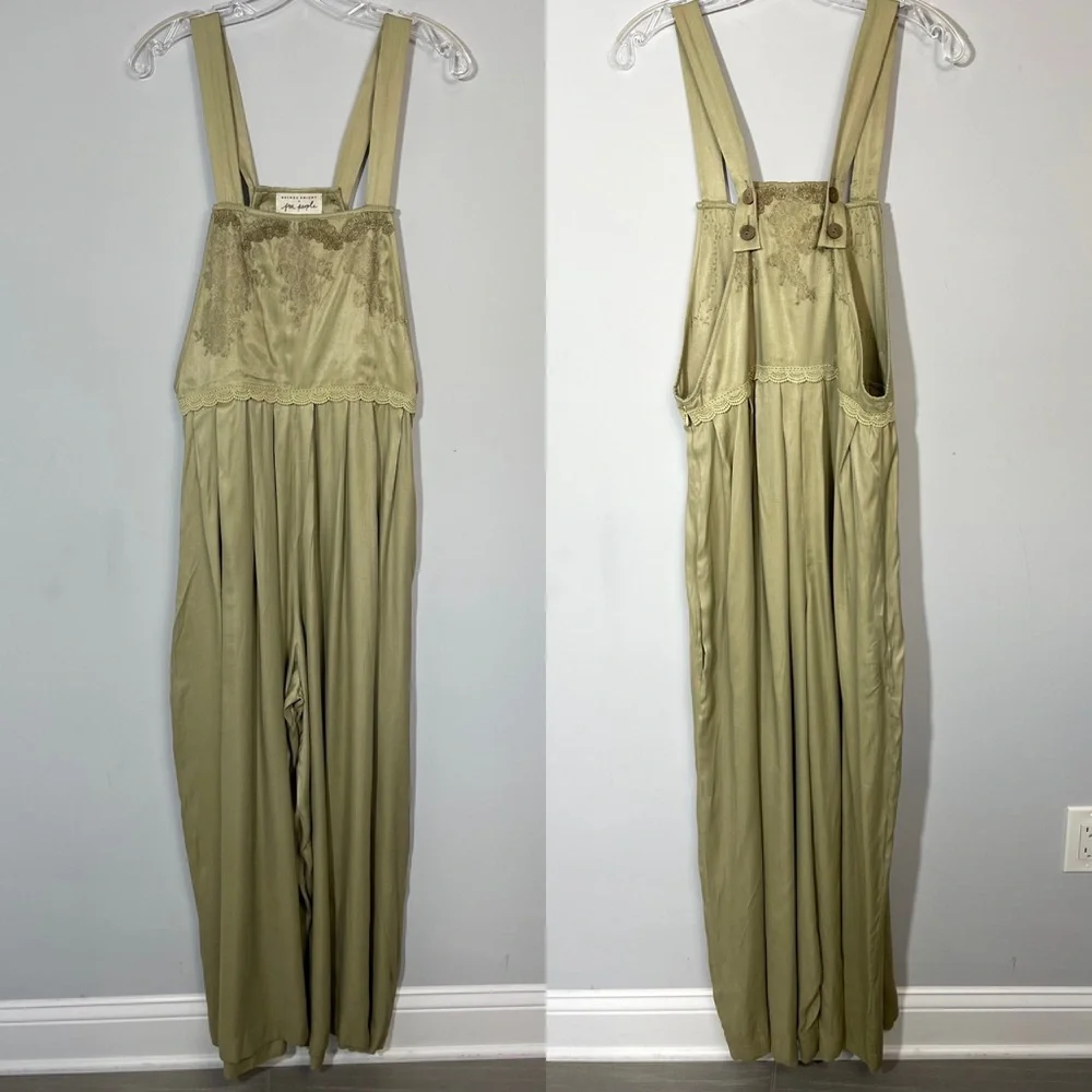 Free People x Brenda Knight Lace Pleated Decorated Wide Leg Overalls Jumpsuit M - Picture 5 of 16